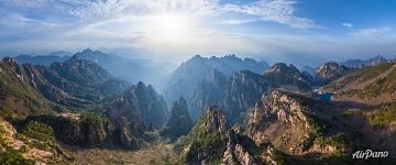 Bird&#8217;s eye view of Huangshan mountains