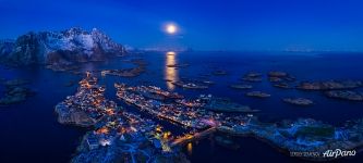 Panorama of night Lofotens