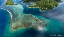 Huahine, Maro&#8217;e Bay