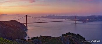 Panorama of the Golden Gate Bridge